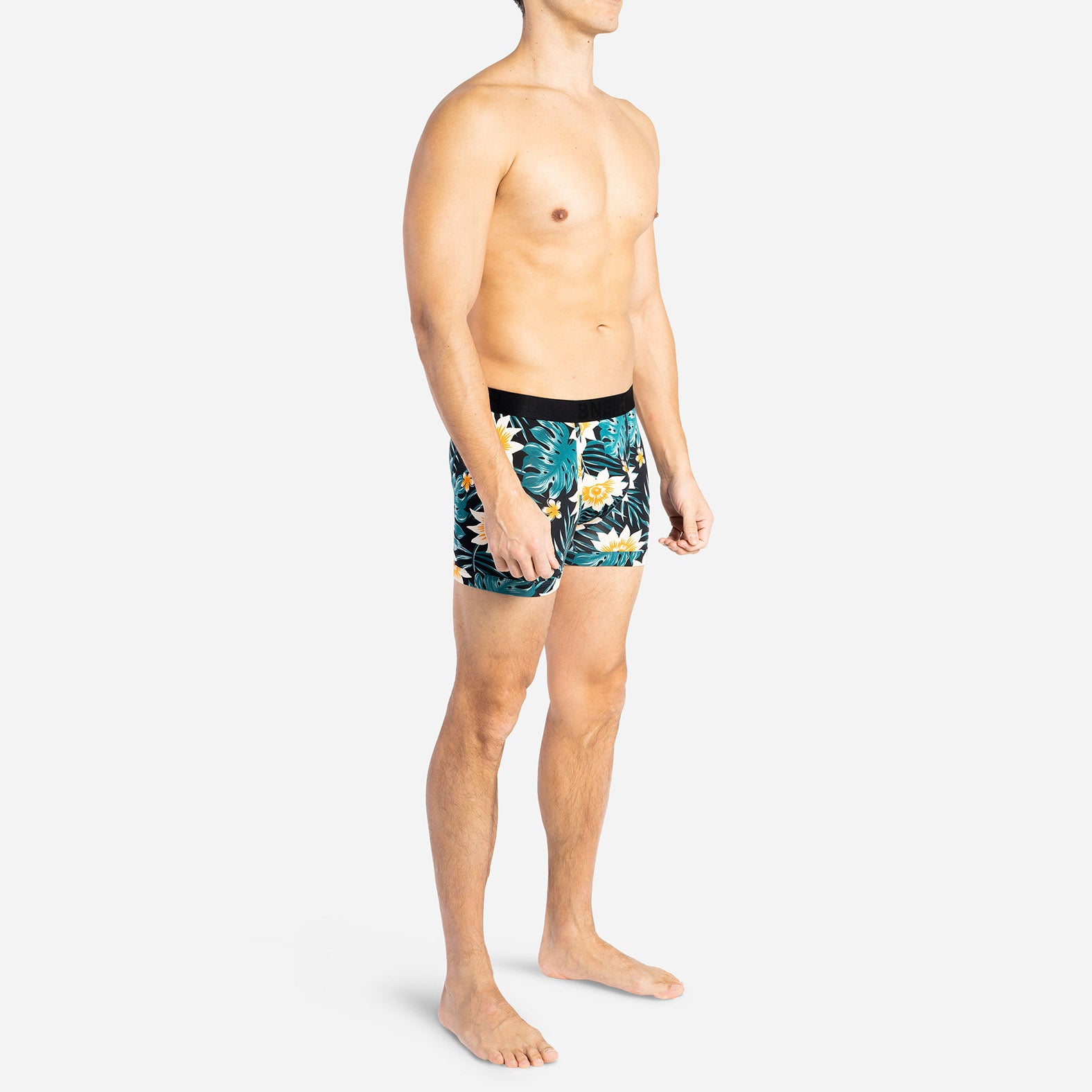 CLASSIC TRUNK: TROPICAL FLORAL BLACK