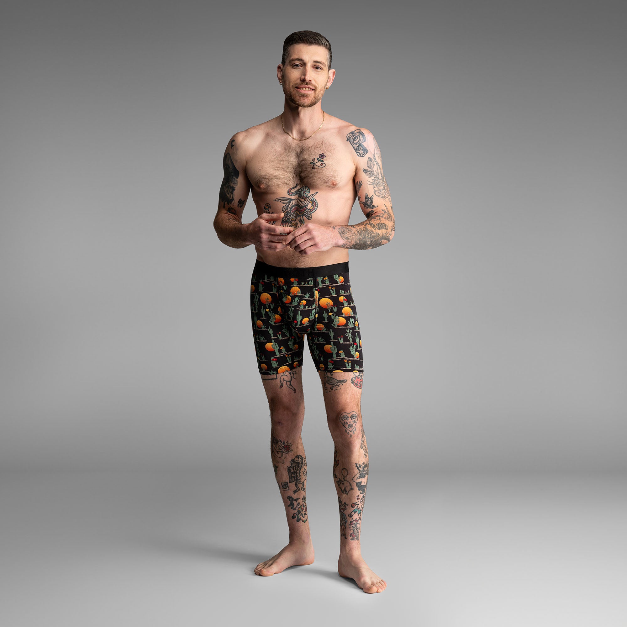 【超激レア！】EROSTIKA×3RD WEAR ビーチパンツ VSSL x BN3TH Gift Set : Cacti Black – BN3TH.ca